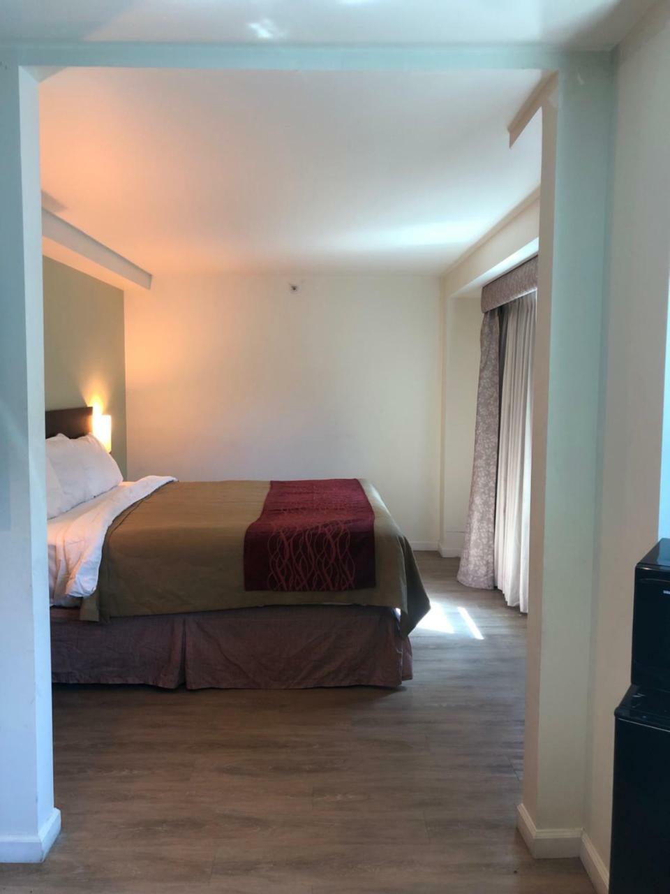 Comfort Inn & Suites - Kew Gardens Near La Guardia Airport New York Ngoại thất bức ảnh